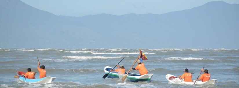Caraguatatuba recebe 23ª Corrida de Canoa Caiçara neste domingo na praia do Centro