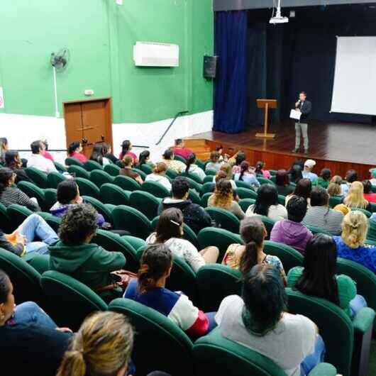 Prefeitura de Caraguatatuba recepciona 172 bolsistas do programa ‘Bolsa Trabalho’