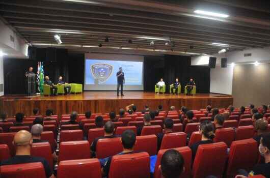 “Eu quero deixar um legado e vocês fazem parte disso”, disse prefeito de Caraguatatuba em aula inaugural da Guarda Civil Municipal “Eu quero deixar um legado e vocês fazem parte disso”, disse prefeito de Caraguatatuba em aula inaugural da Guarda Civil Municipal