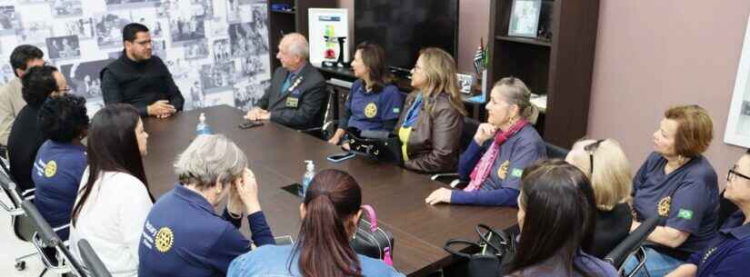 Prefeito Aguilar Junior recepciona governador distrital do Rotary e fortalece ações em parceria