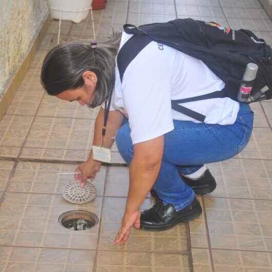 Lei do piso dos agentes comunitários de saúde e de zoonoses da Prefeitura de Caraguá é sancionada por Aguilar Junior