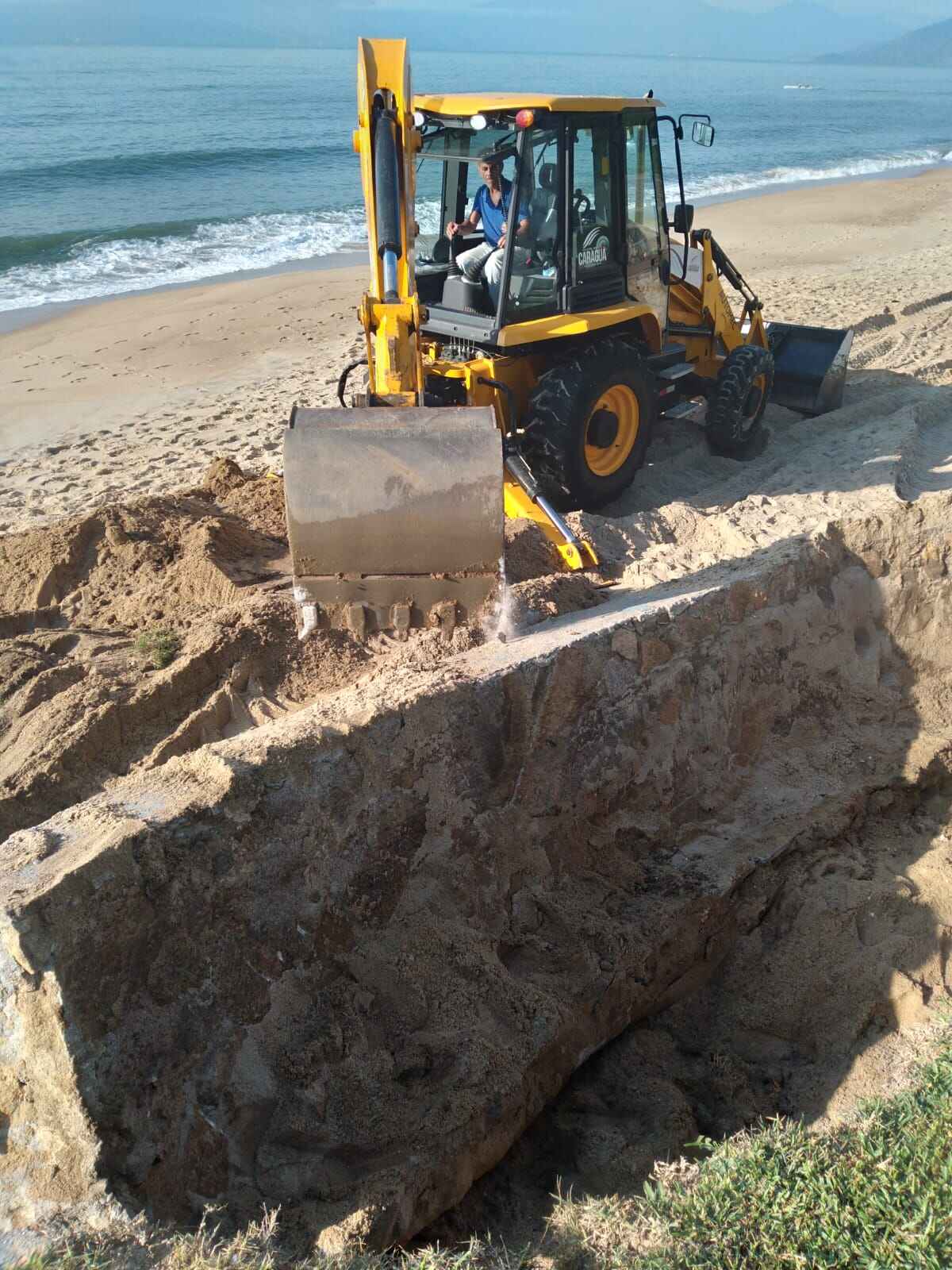 Prefeitura de Caraguatatuba revitaliza muretas da Martim de Sá