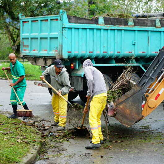 ‘Bairro a Bairro’ recolhe em 13 semanas mil toneladas de resíduos e chega à Região Norte de Caraguatatuba