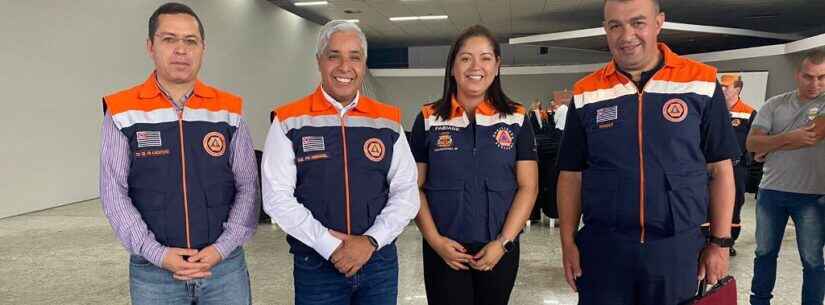 Equipe da Defesa Civil de Caraguatatuba participa de encontro com comando do Estado em Taubaté