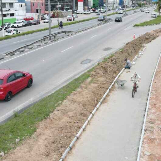 Obras de revitalização da ciclovia avançam 5 km e chegam ao Pontal Santamarina