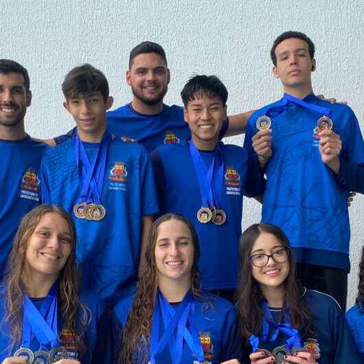 Caraguatatuba conquista 24 pódios em Torneio Regional de Natação