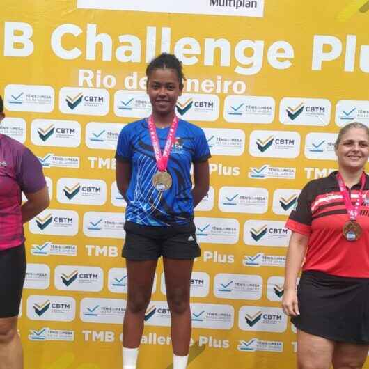 Mesa Tenista de Caraguatatuba conquista medalha de ouro e prata em competição no Rio de Janeiro