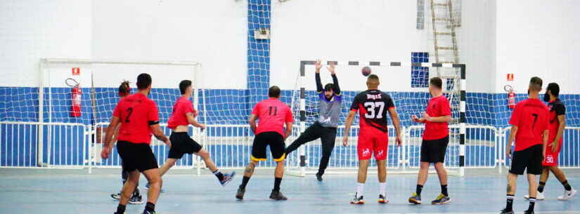 Jogos Regionais: Caraguatatuba disputa partidas no Handebol Masculino e provas de Natação neste final de semana