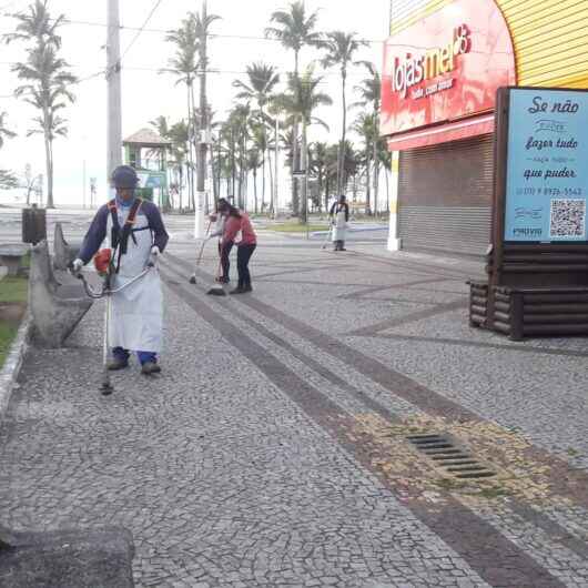 Prefeitura de Caraguatatuba realiza serviços de limpeza em locais do Centro da cidade