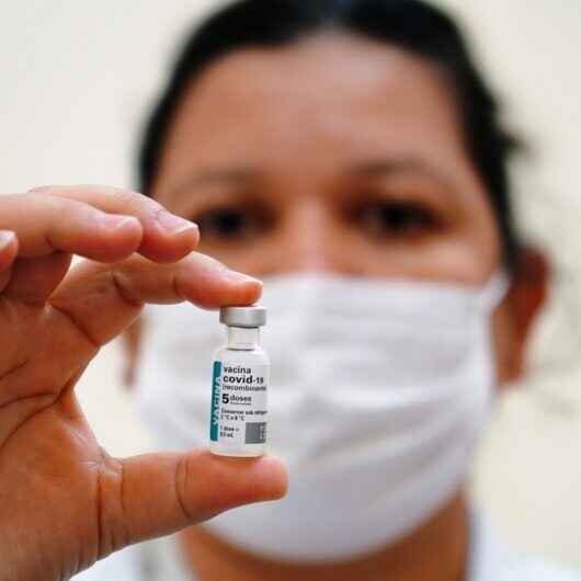 Caraguatatuba vacina 4ª dose contra Covid-19 para 30 anos ou mais e 1º dose em crianças de 3 e 4 anos com comorbidades