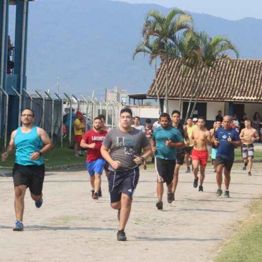 Curso de guarda-vidas temporários da Prefeitura de Caraguatatuba começa dia 19