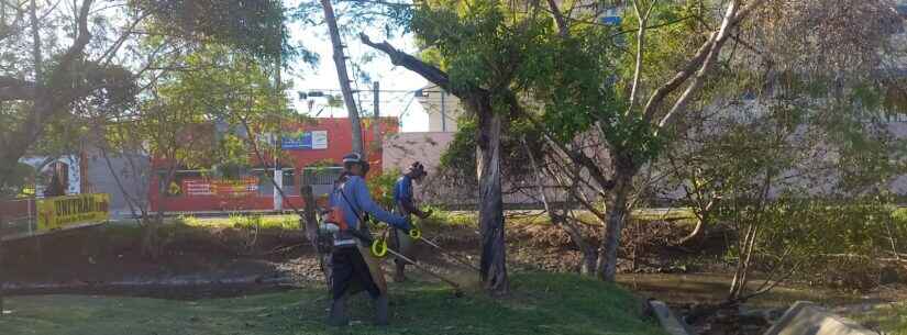 Tinga, Ponte Seca e Jardim Primavera recebem serviços de limpeza pela Prefeitura de Caraguatatuba Tinga, Ponte Seca e Jardim Primavera recebem serviços de limpeza pela Prefeitura de Caraguatatuba