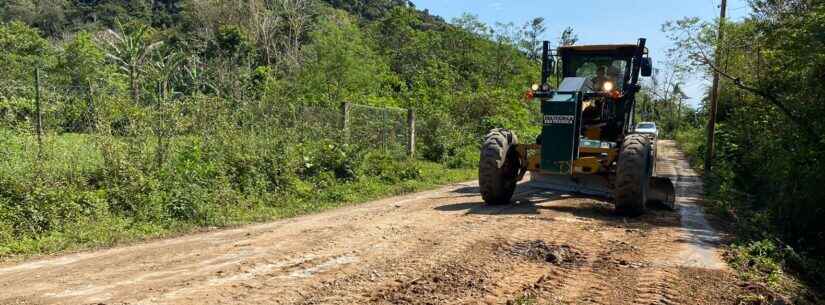 Região Sul de Caraguatatuba recebe nivelamento, limpeza e retirada de resíduos nesta terça-feira