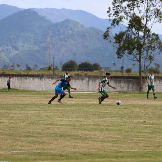 Novas rodadas dos Campeonatos de Futebol Amador preenchem final de semana em Caraguatatuba