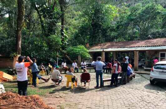 Horta leva saúde e integração para pessoas em situação de rua acolhidas em Caraguatatuba Horta leva saúde e integração para pessoas em situação de rua acolhidas em Caraguatatuba
