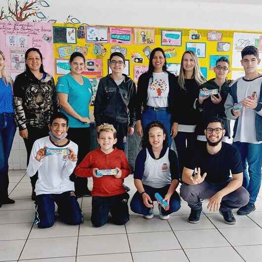 Escola bilíngue para surdos de Caraguatatuba celebra data de valorização desta comunidade