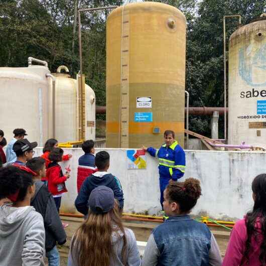 Projeto em parceria com a Sabesp desenvolve aulas práticas de Educação Ambiental