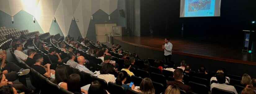 Prefeito Aguilar Junior apresenta novidades e orientações aos expositores do 4º Empreenda Caraguatatuba