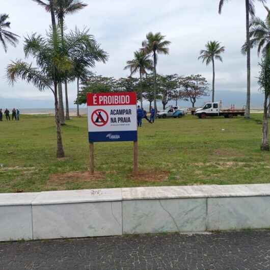 Prefeitura de Caraguatatuba alerta sobre proibição de camping nas praias do município