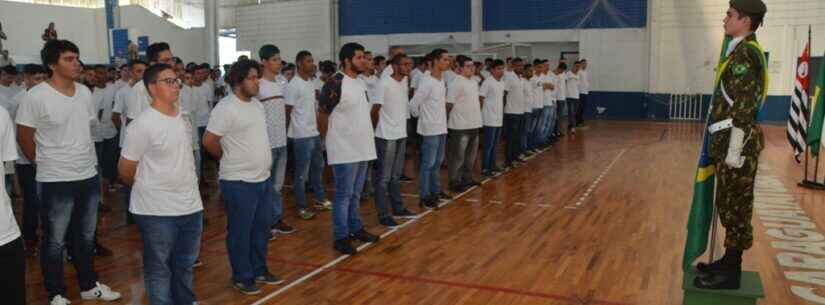 Jovens alistados em 2022 podem retirar certificados de reservistas na Junta Militar de Caraguá Jovens alistados em 2022 podem retirar certificados de reservistas na Junta Militar de Caraguá
