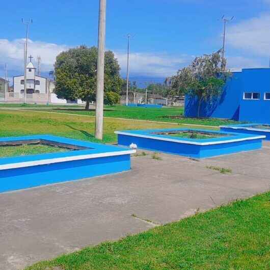 Prefeitura de Caraguatatuba finaliza trabalhos de revitalização da praça central do Porto Novo