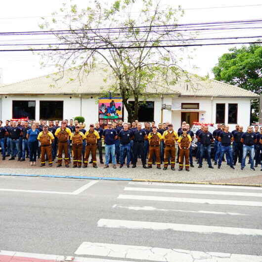 Guardas Civis Municipais de Caraguatatuba participam de atividades práticas de fiscalização de trânsito