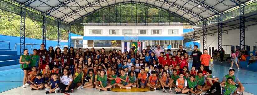 3º Festival de Mini Basquete reúne atletas mirins de Caraguatatuba