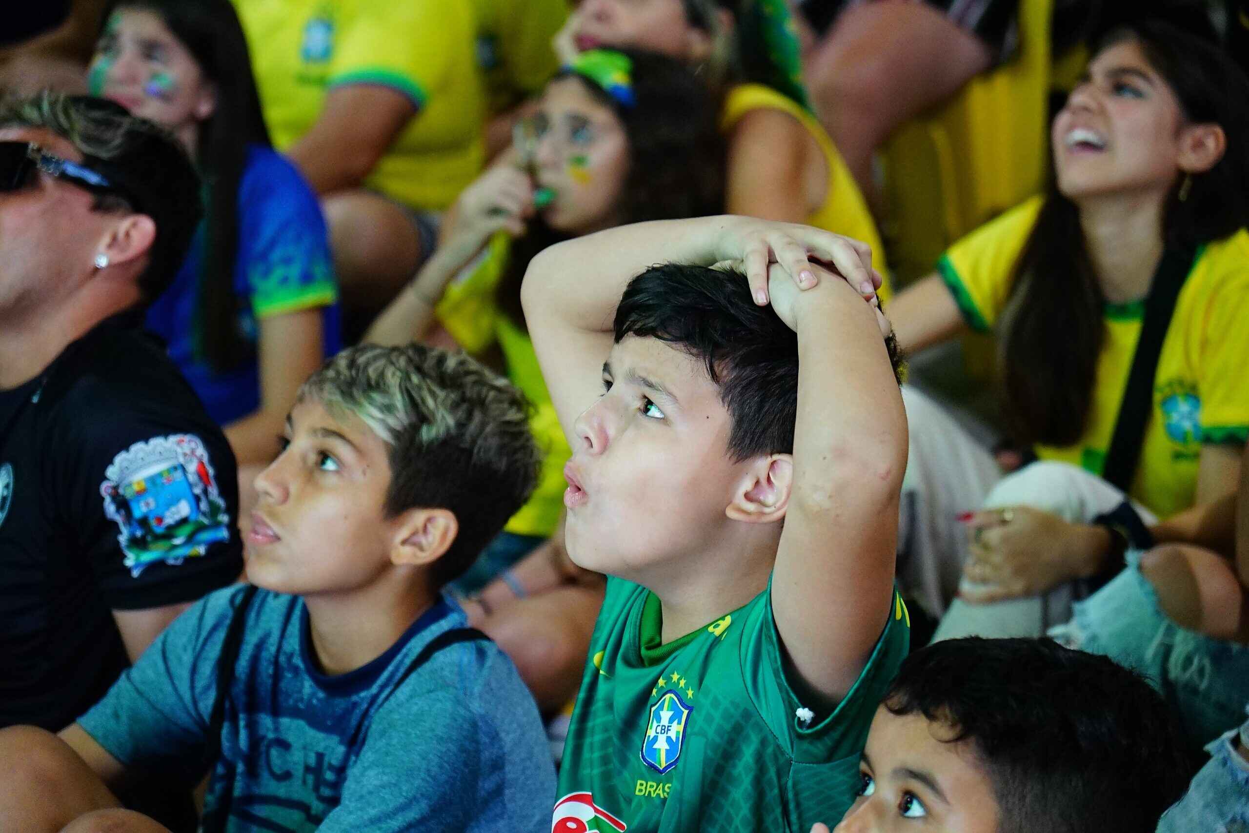 Estreia do Brasil reúne mais de 5 mil pessoas na “Arena Caraguá em Copa”
