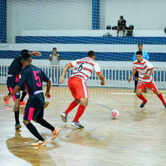 Campeonatos de Futsal Séries Prata e Ouro de Caraguatatuba chegam às fases decisivas