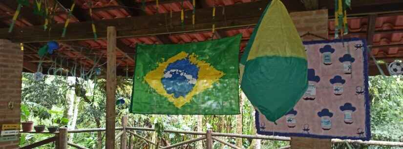 Em clima de Copa do Mundo, Casas de Acolhimento de Caraguá competem por melhores decorações