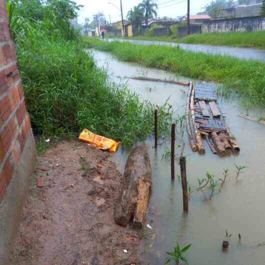 Caraguatatuba registra acumulado de chuva de 170mm em 72 horas e continua em estado de atenção