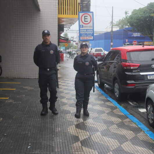 Primeiro dia da Guarda Civil Municipal tem patrulha na região central e apoio à Defesa Civil durante chuvas