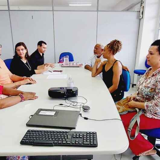 Prefeito de Caraguatatuba assina convênio de R$ 250 mil com Itaú Social para projeto em escolas municipais