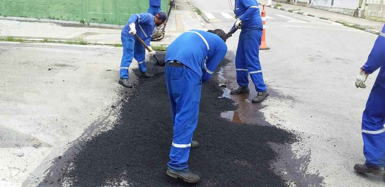 Prefeitura de Caraguatatuba executa quase 500 serviços de tapa-buraco em novembro