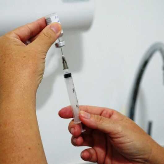 Caraguatatuba amplia vacinação contra Meningite C em adolescentes de 15 a 19 anos não vacinados