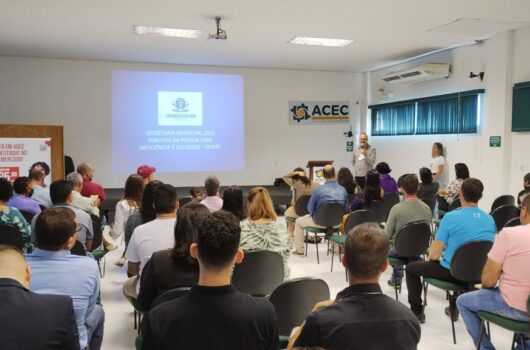 Parcerias da Prefeitura e entidades contribuem para melhorar colocação de PcD e idosos no mercado de trabalho Parcerias da Prefeitura e entidades contribuem para melhorar colocação de PcD e idosos no mercado de trabalho