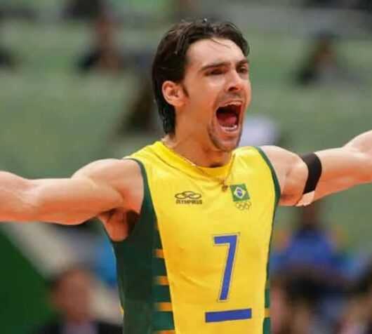 Arena Verão tem campeões mundiais do vôlei, futevôlei e beach soccer entre sábado e segunda-feira