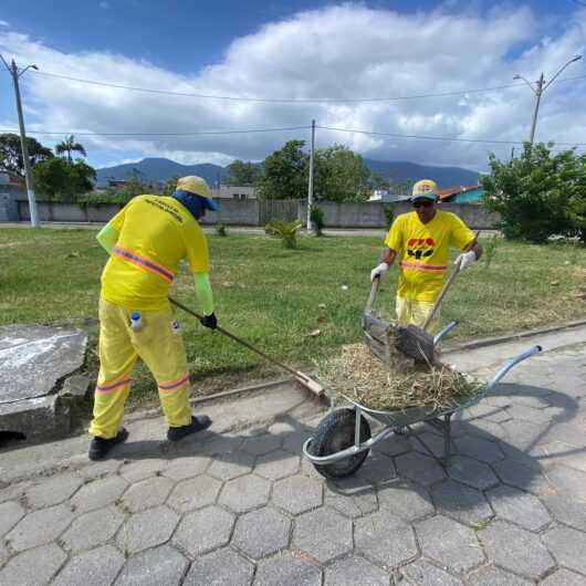 Ações de limpeza e manutenção do programa ‘Bairro a Bairro’ continuam no Porto Novo