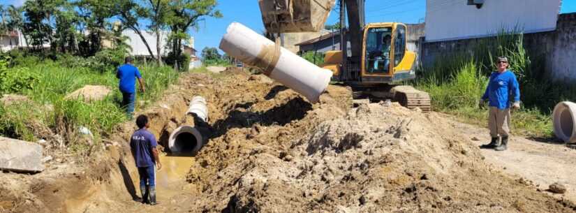 Prefeitura de Caraguatatuba inicia instalação de novos de tubos para drenagem em vários bairros