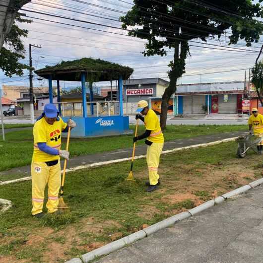 Prefeitura de Caraguatatuba continua com mutirão de capina e limpeza nos bairros