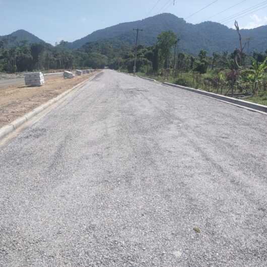 Prefeitura de Caraguatatuba continua com intervenções da Fase I do Plano de Drenagem e Pavimentação da Região Sul
