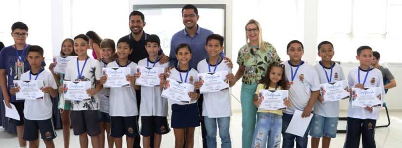 Alunos de escolas municipais de Caraguatatuba são premiados na Olimpíada Brasileira de Matemática e Astronomia