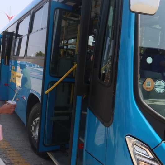 Uso de máscara no transporte coletivo de Caraguatatuba deixa de ser obrigatório