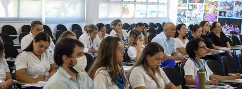 Profissionais de saúde de Caraguatatuba são capacitados sobre vigilância das paralisias flácidas agudas