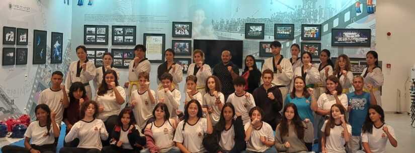 Estudantes de Caraguatatuba visitam Centro Cultural Coreano em São Paulo