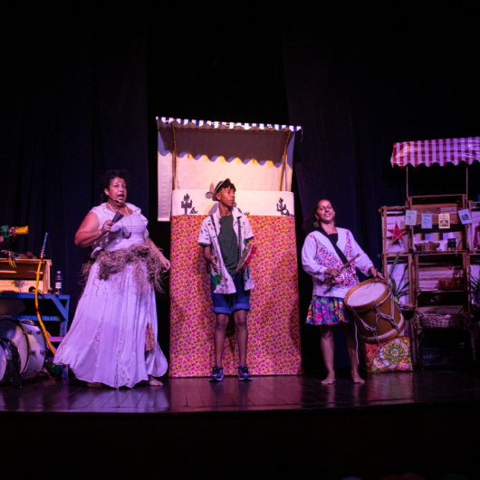 Teatro de Bonecos chega ao bairro Massaguaçu