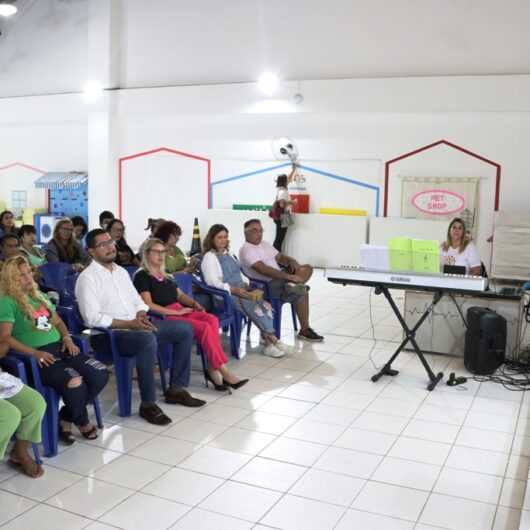 Caraguatatuba inicia projeto Aprender em Família nas escolas municipais