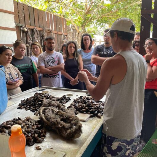 Estudantes de Veterinária da Unitau fazem visita técnica ao Entreposto do Porto Novo e Rancho da Cocanha