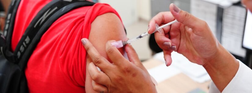 Caraguatatuba aplica 4.589 doses no Dia D de Vacinação