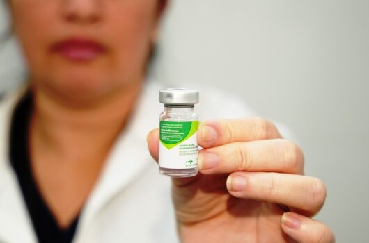 Campanha de imunização contra gripe é prorrogada até 30 de junho em Caraguatatuba Campanha de imunização contra gripe é prorrogada até 30 de junho em Caraguatatuba